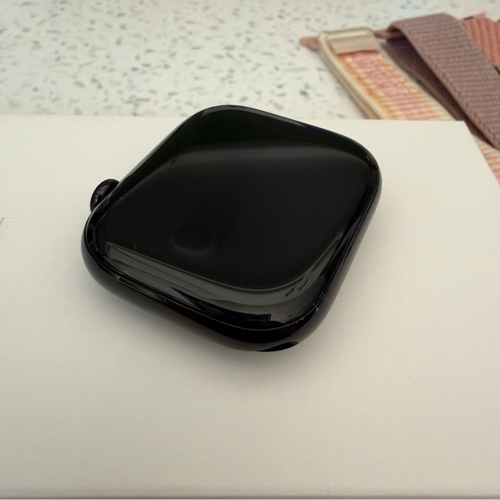 Apple Watch Series 10 46mm Jet Black Aluminum GPS Bundle - Picture 3 of 11